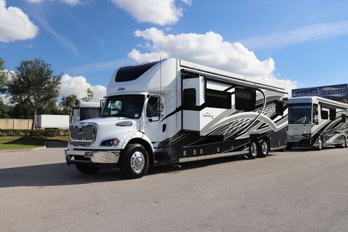 2023 Newmar Supreme Aire 4530