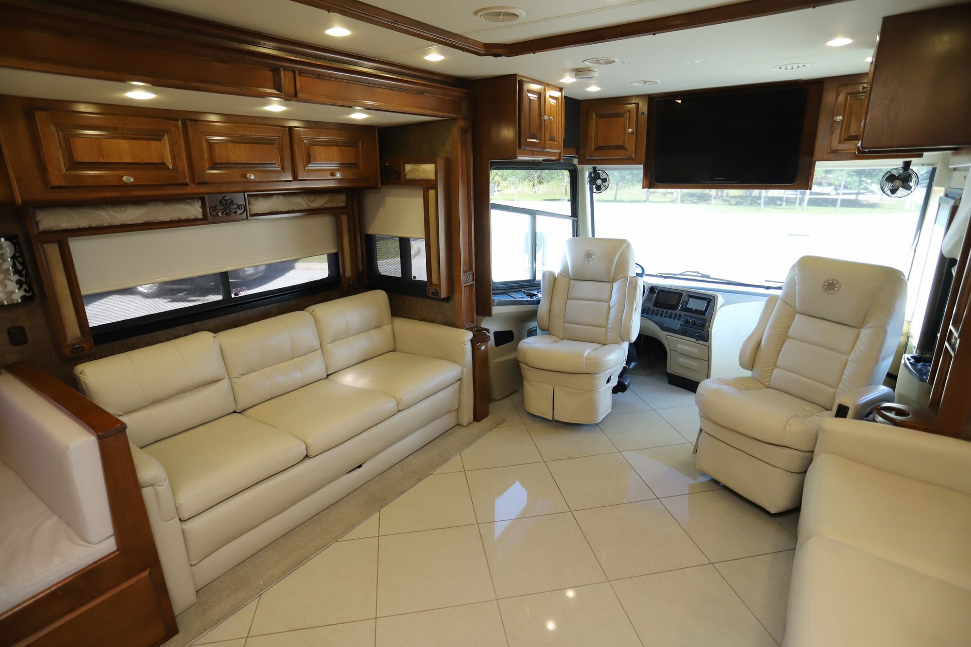 Used 2012 Tiffin Motor Homes Phaeton 40QTH Class A  For Sale