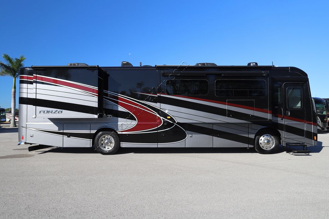 2022 Winnebago Forza 36H 15175-1