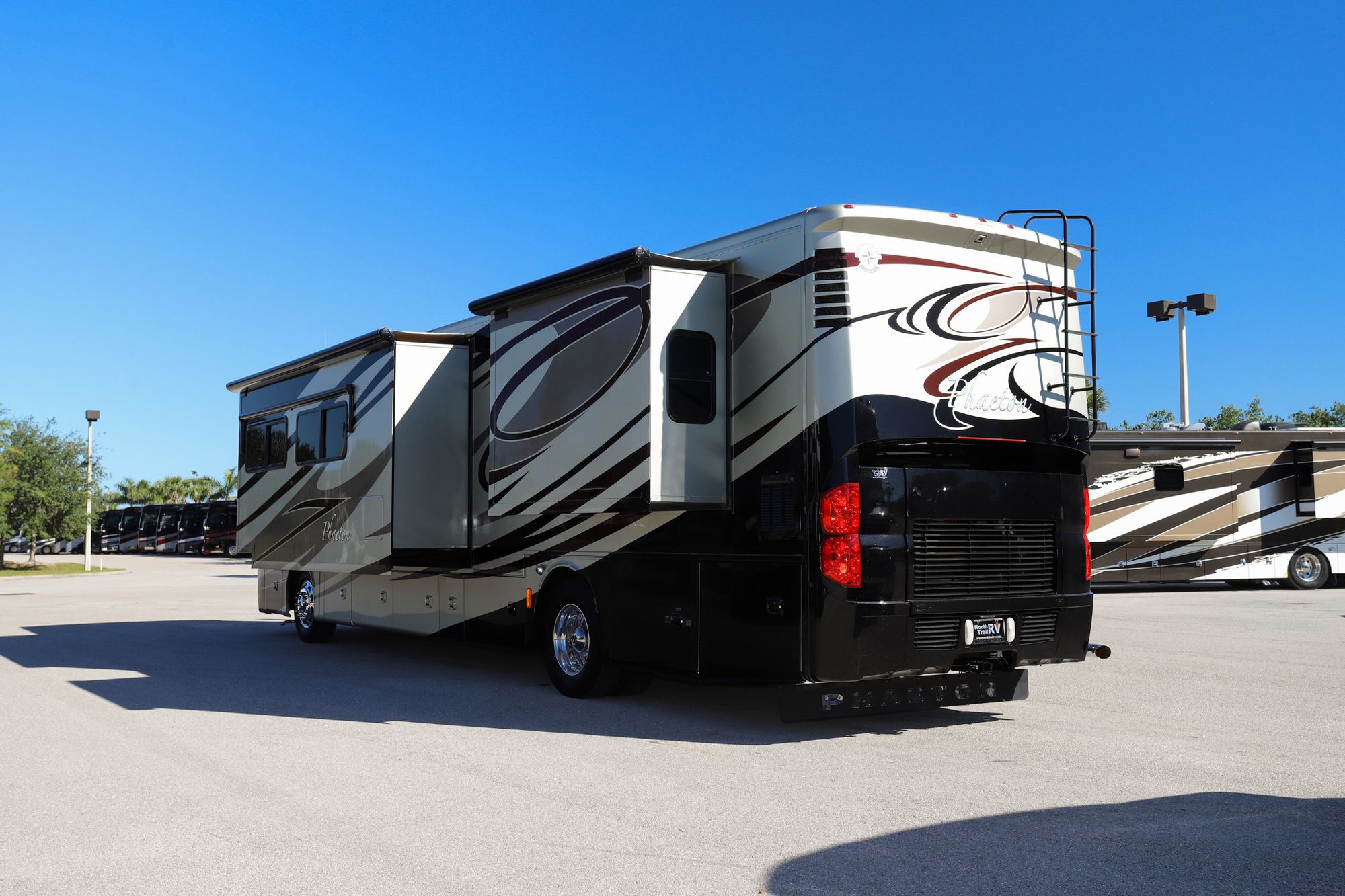 Used 2012 Tiffin Motor Homes Phaeton 40QTH Class A  For Sale