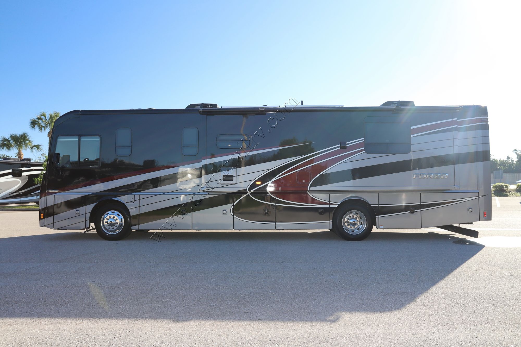 Used 2022 Winnebago Forza 36H Class A  For Sale