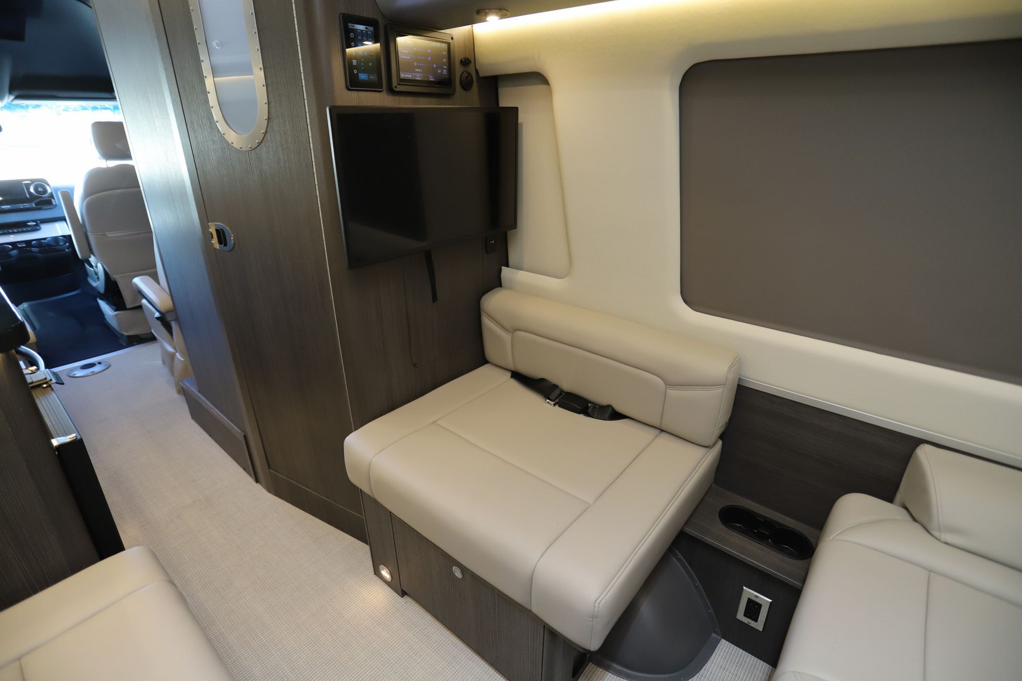 New 2023 Airstream Interstate 24GL-e Class B  For Sale