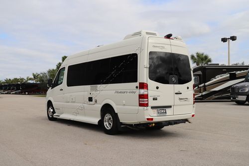 2019 Pleasure-Way Plateau FL