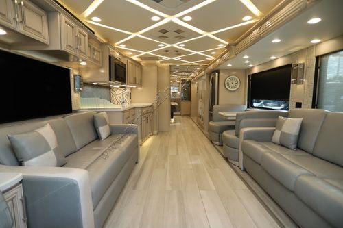 2022 Newmar Mountain Aire 4535