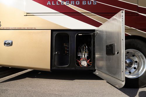 2016 Tiffin Motor Homes Allegro Bus 37AP Class A