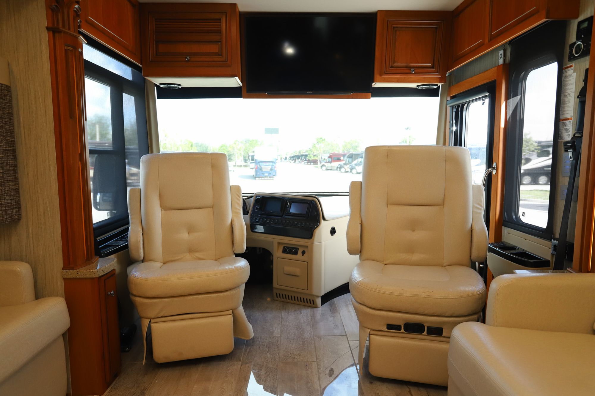 Used 2017 Newmar Dutch Star 3736 Class A  For Sale