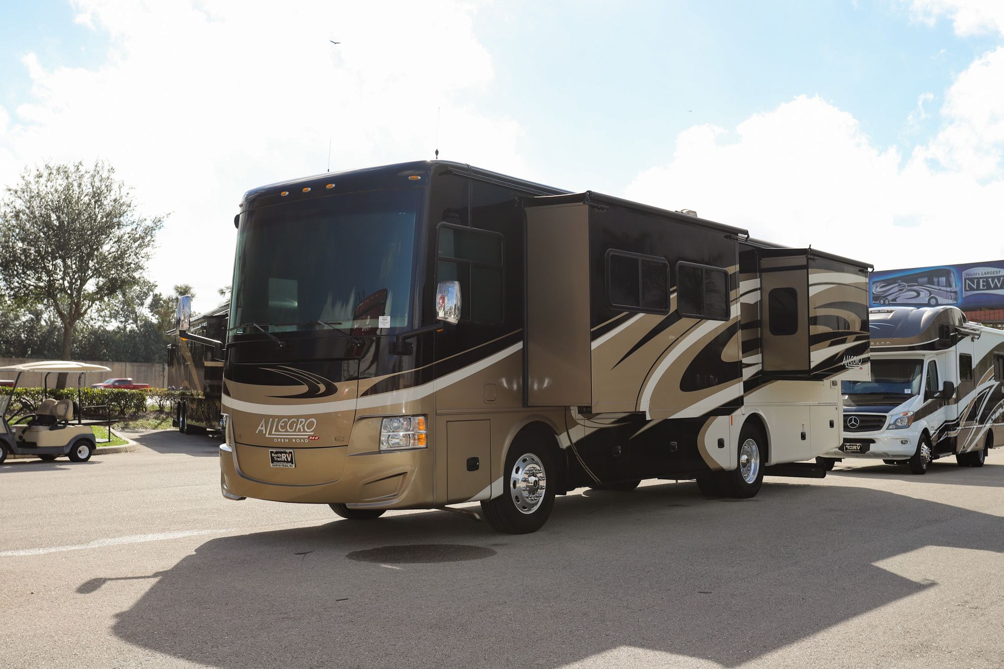 Used 2017 Tiffin Motor Homes Allegro Red 33AA Class A  For Sale