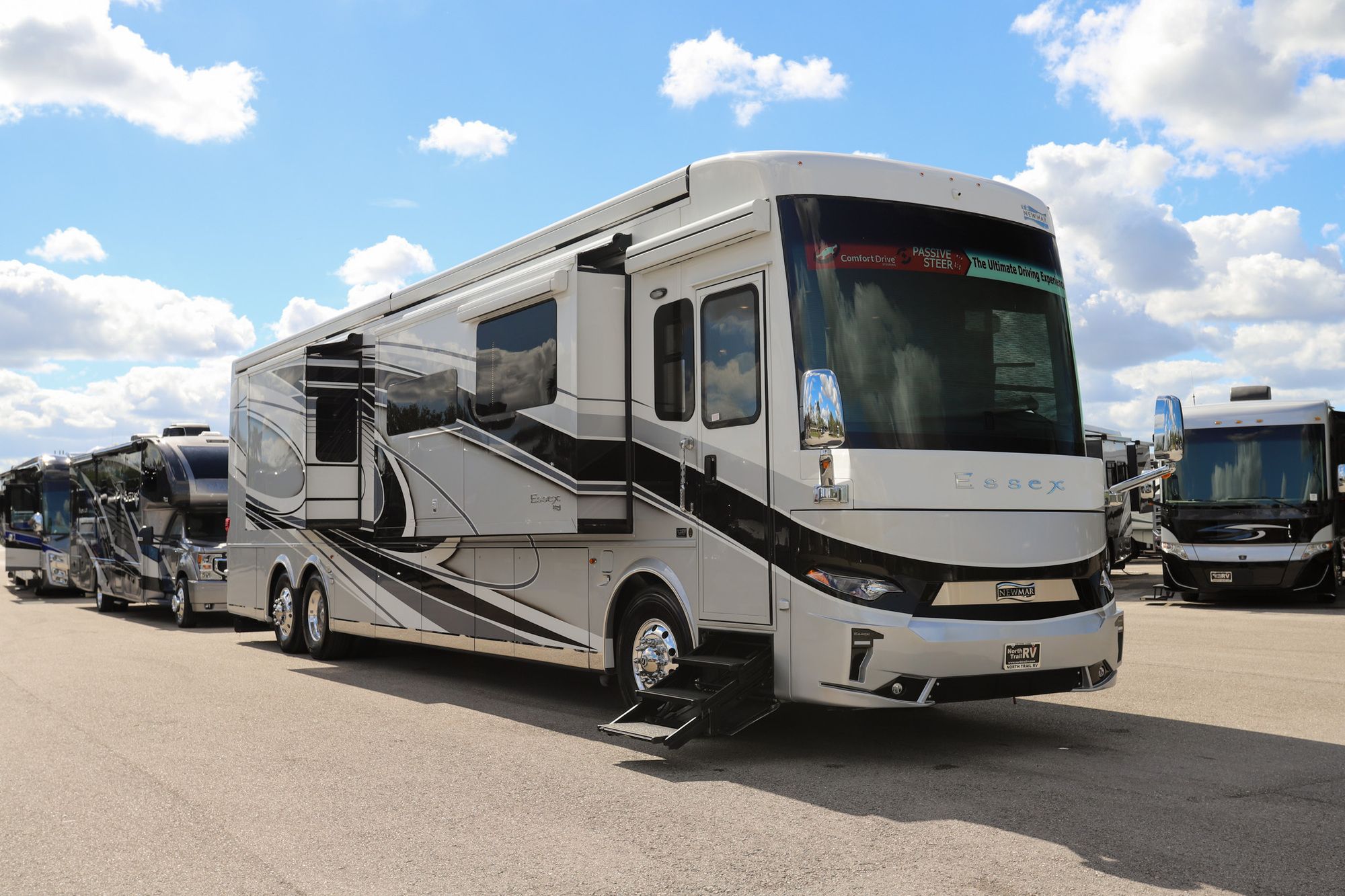 New 2023 Newmar Essex 4551 Class A  For Sale