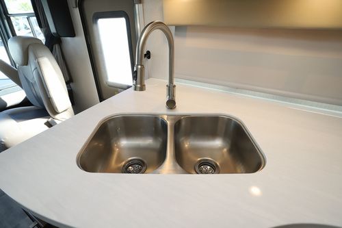 2021 Coachmen Mirada 32SS