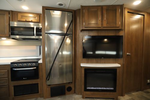 2021 Coachmen Mirada 32SS