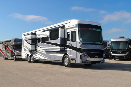 2023 Newmar Mountain Aire 4535