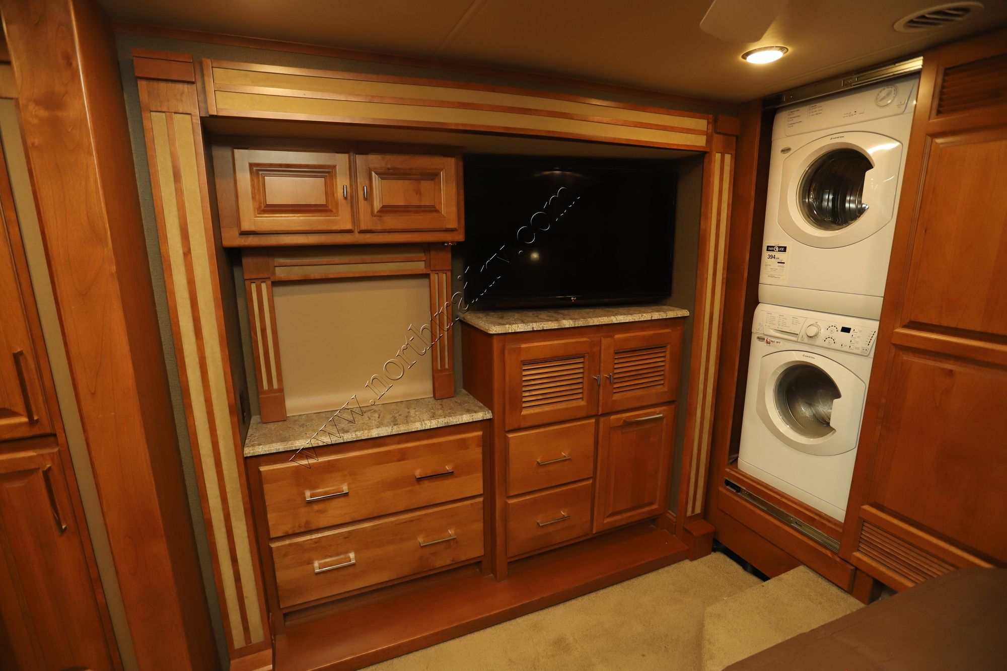 Used 2018 Tiffin Motor Homes Allegro Red 33AA Class A  For Sale