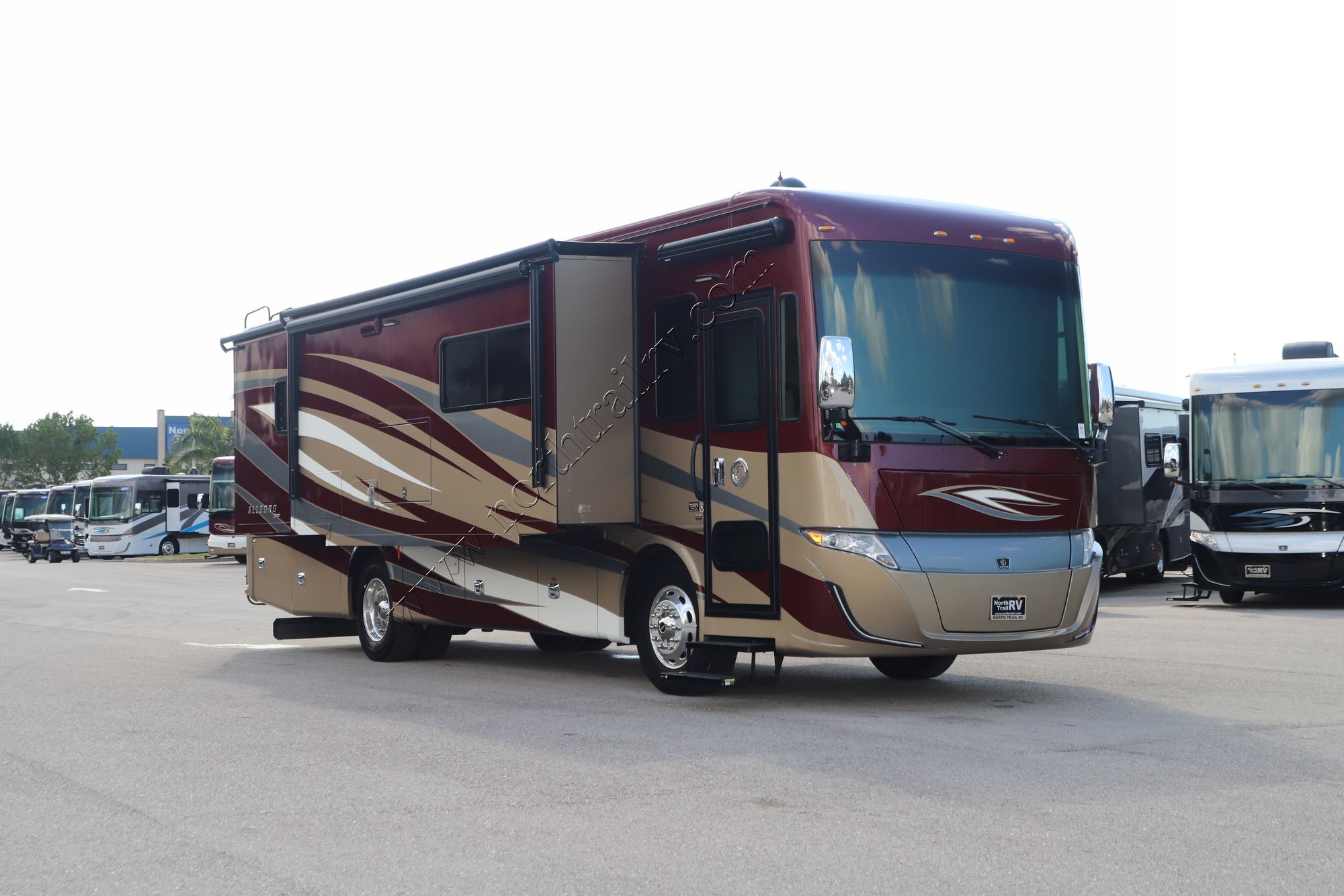 Used 2018 Tiffin Motor Homes Allegro Red 33AA Class A  For Sale