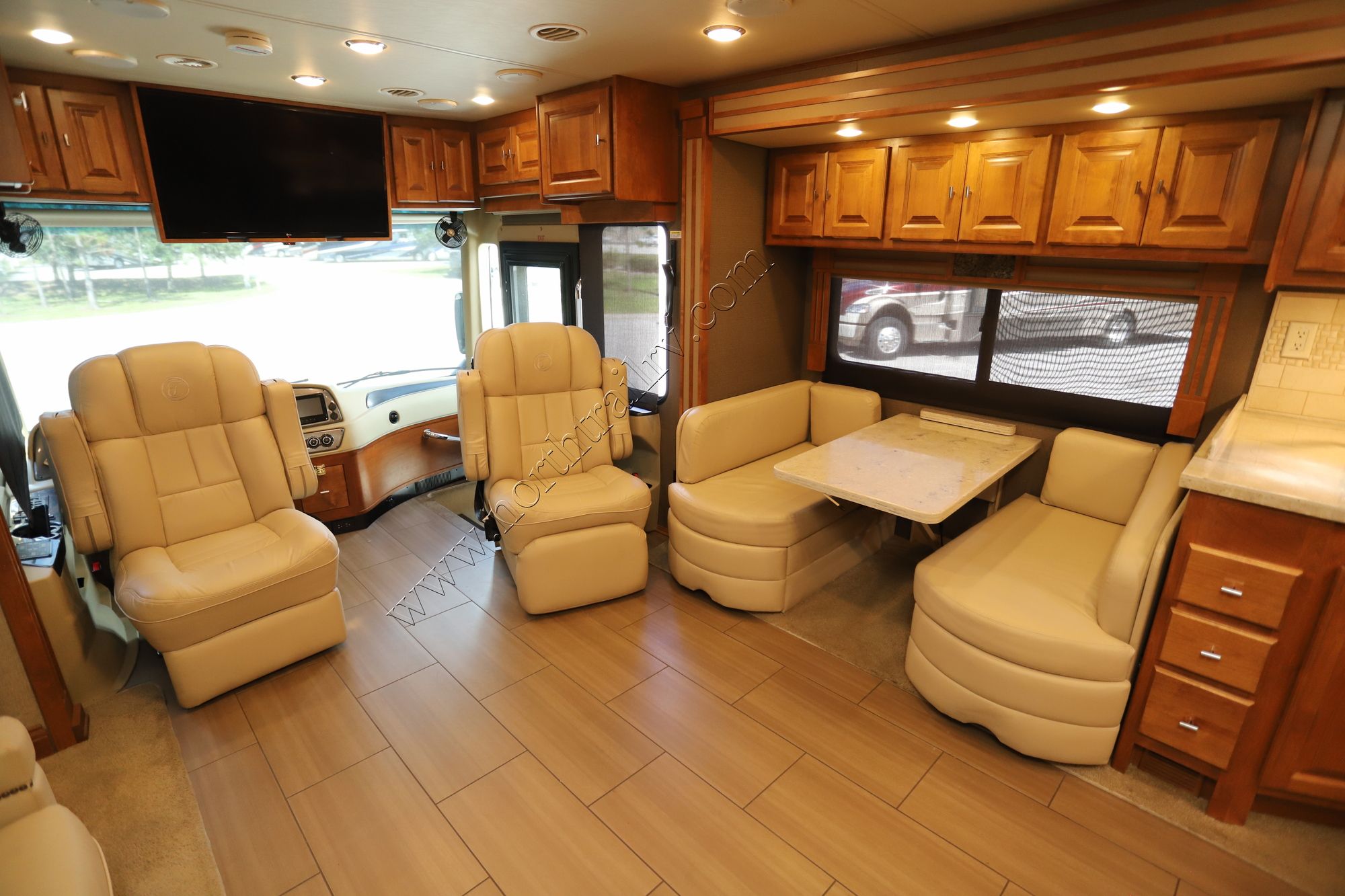 Used 2018 Tiffin Motor Homes Allegro Red 33AA Class A  For Sale