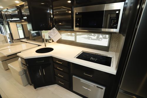2023 Newmar New Aire 3543