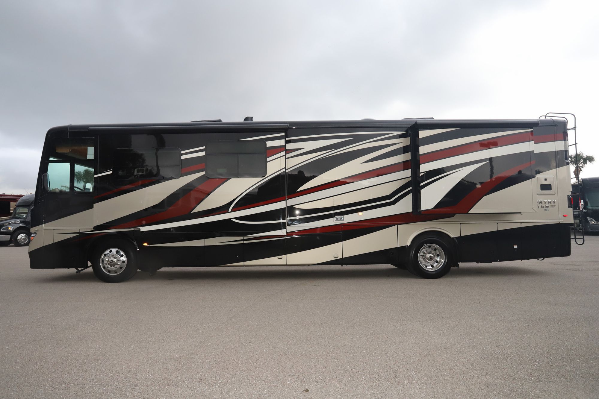 New 2023 Newmar Kountry Star 4011 Class A  For Sale