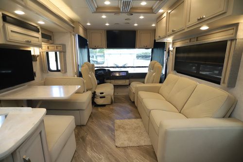 2023 Newmar Canyon Star 3947