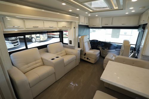 2023 Newmar New Aire 3543