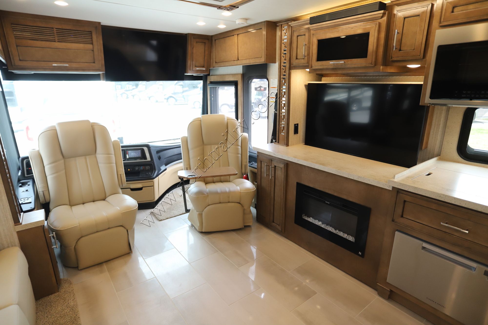 New 2023 Newmar Ventana 3709 Class A  For Sale