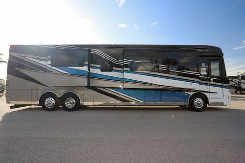 2023 Newmar King Aire 4558