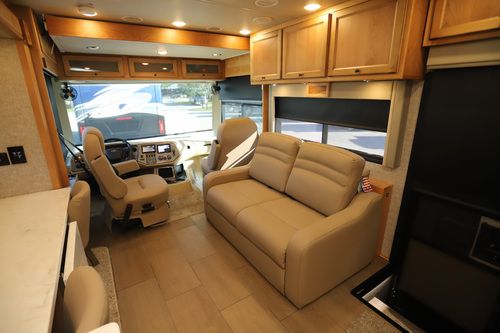 2023 Tiffin Motor Homes Allegro 32FA