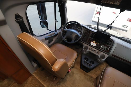 2015 Dynamax Dx3 37TRS