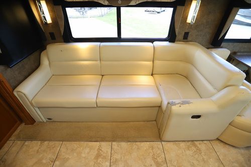 2015 Tiffin Motor Homes Allegro 31SA