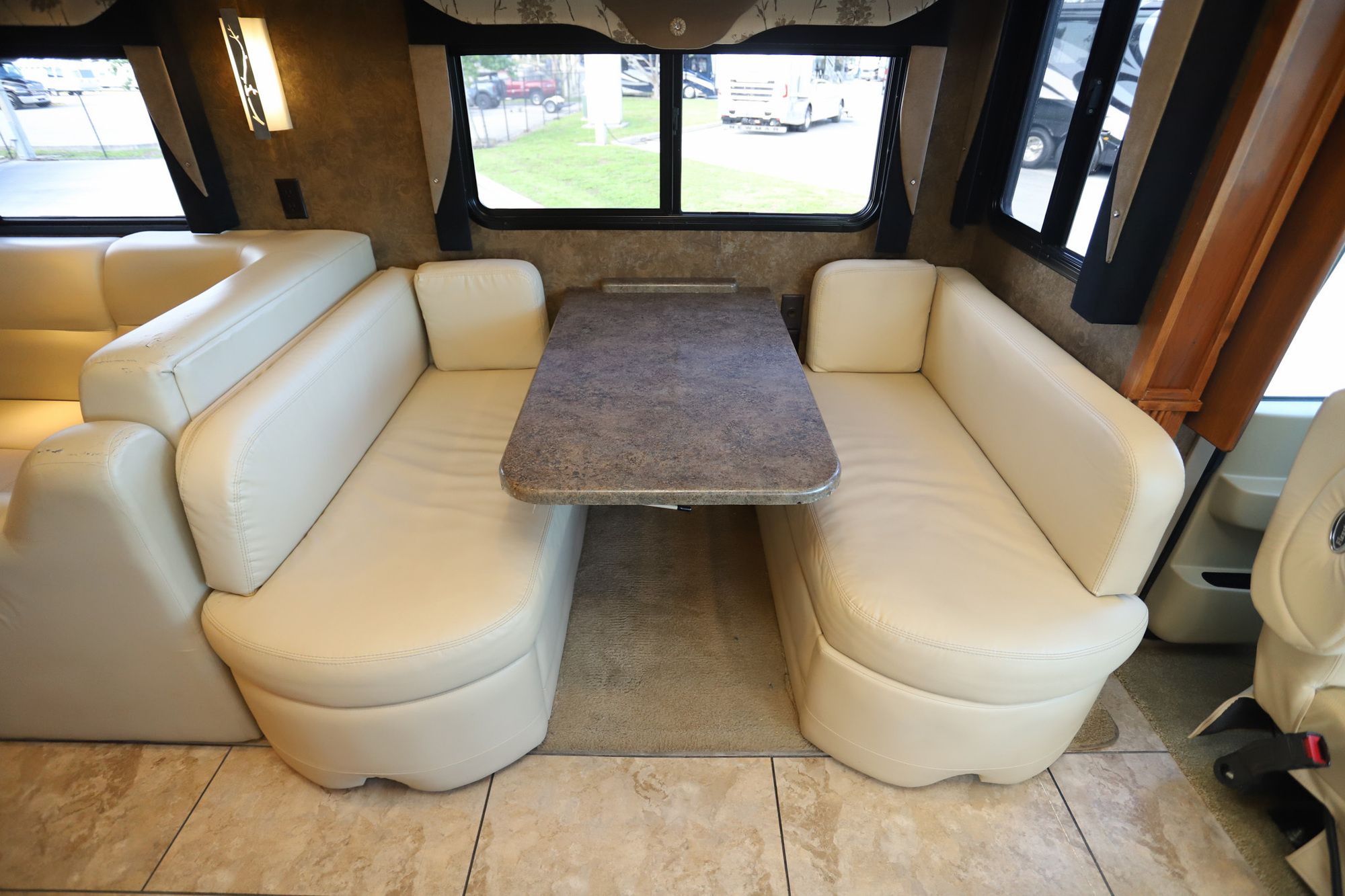 Used 2015 Tiffin Motor Homes Allegro 31SA Class A  For Sale