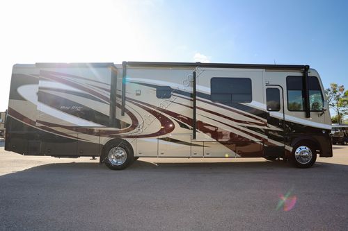 2023 Newmar Bay Star 3629