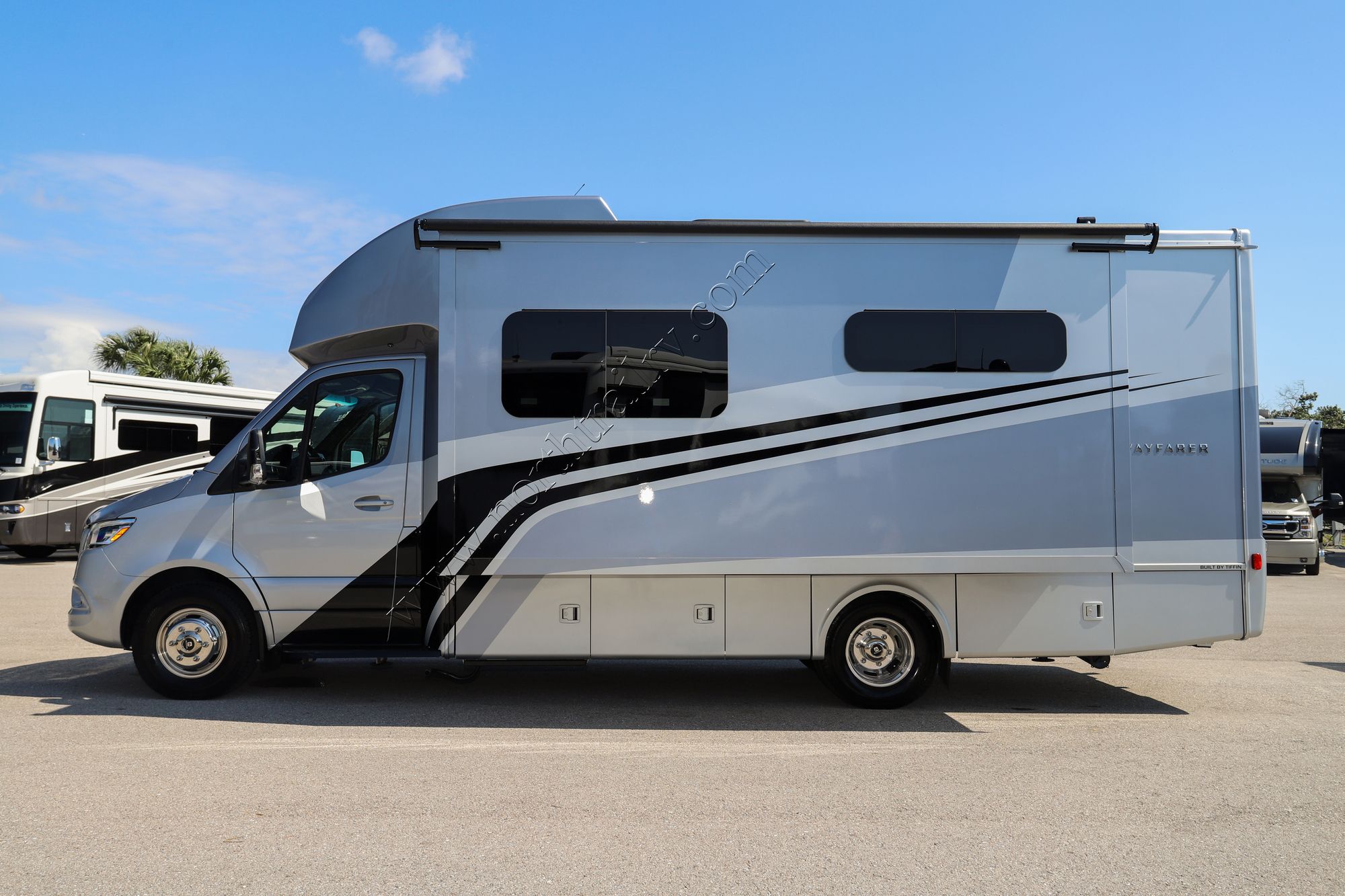 New 2023 Tiffin Motor Homes Wayfarer 25RW Class C  For Sale