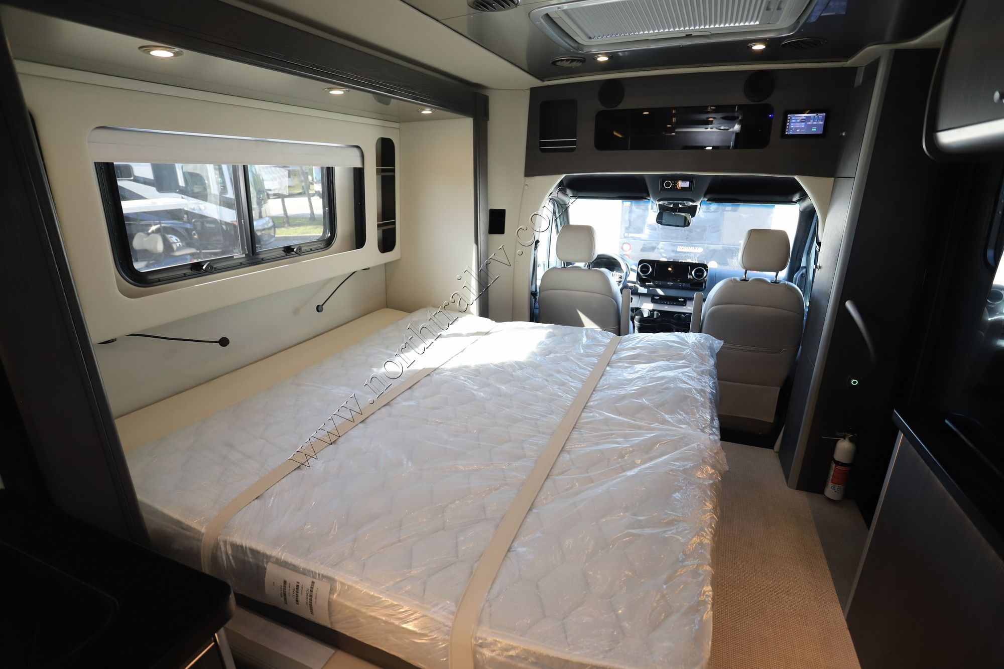 New 2023 Airstream Atlas MURPHY E1 Class C  For Sale