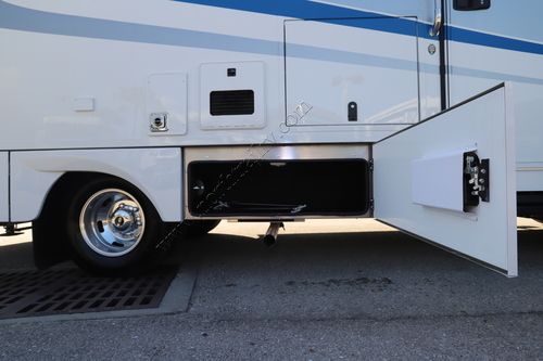 2023 Renegade Rv Vienna 25VRMC