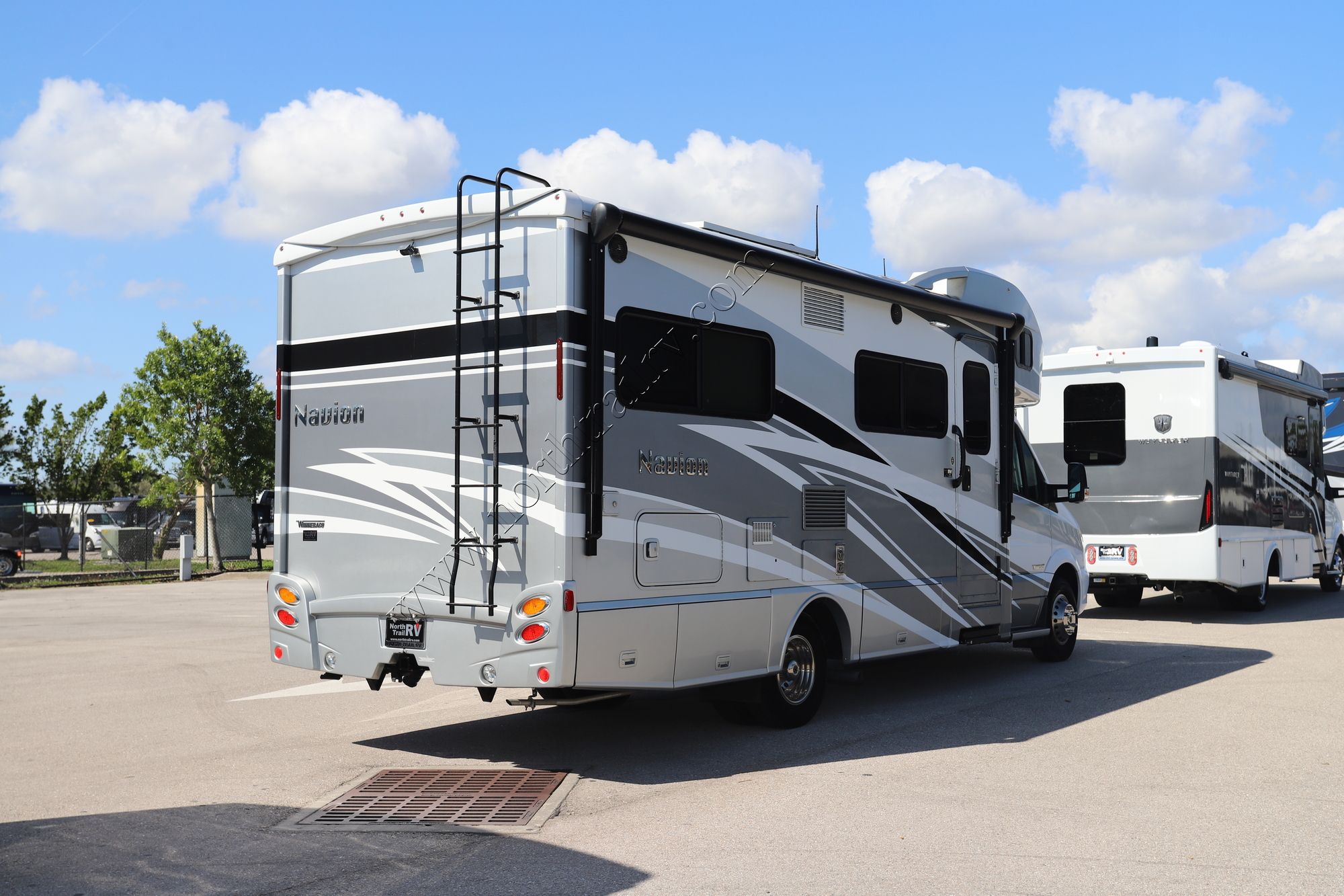 Used 2018 Itasca Navion 24J Class C  For Sale