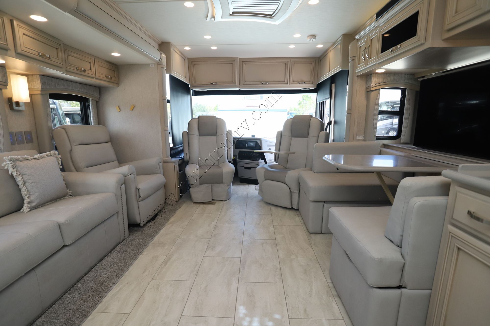 New 2023 Newmar Kountry Star 3412 Class A  For Sale