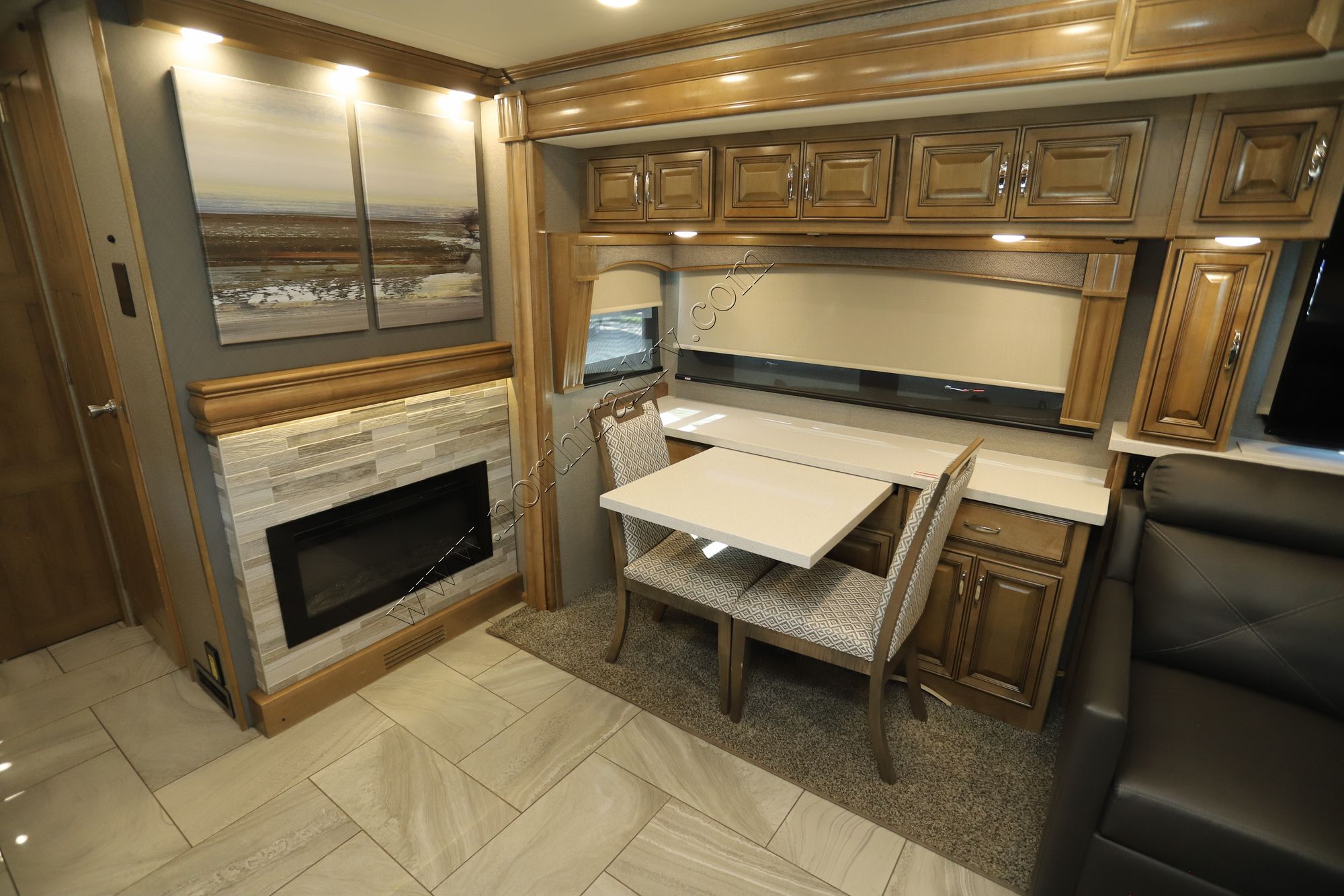 Used 2020 Fleetwood Discovery 38W Class A  For Sale