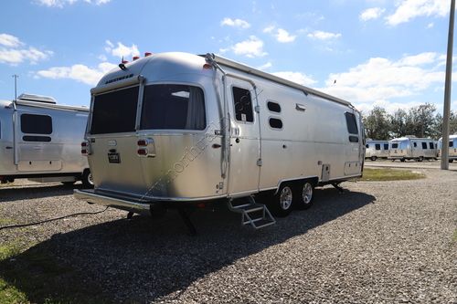 2023 Airstream Flying Cloud 27FB