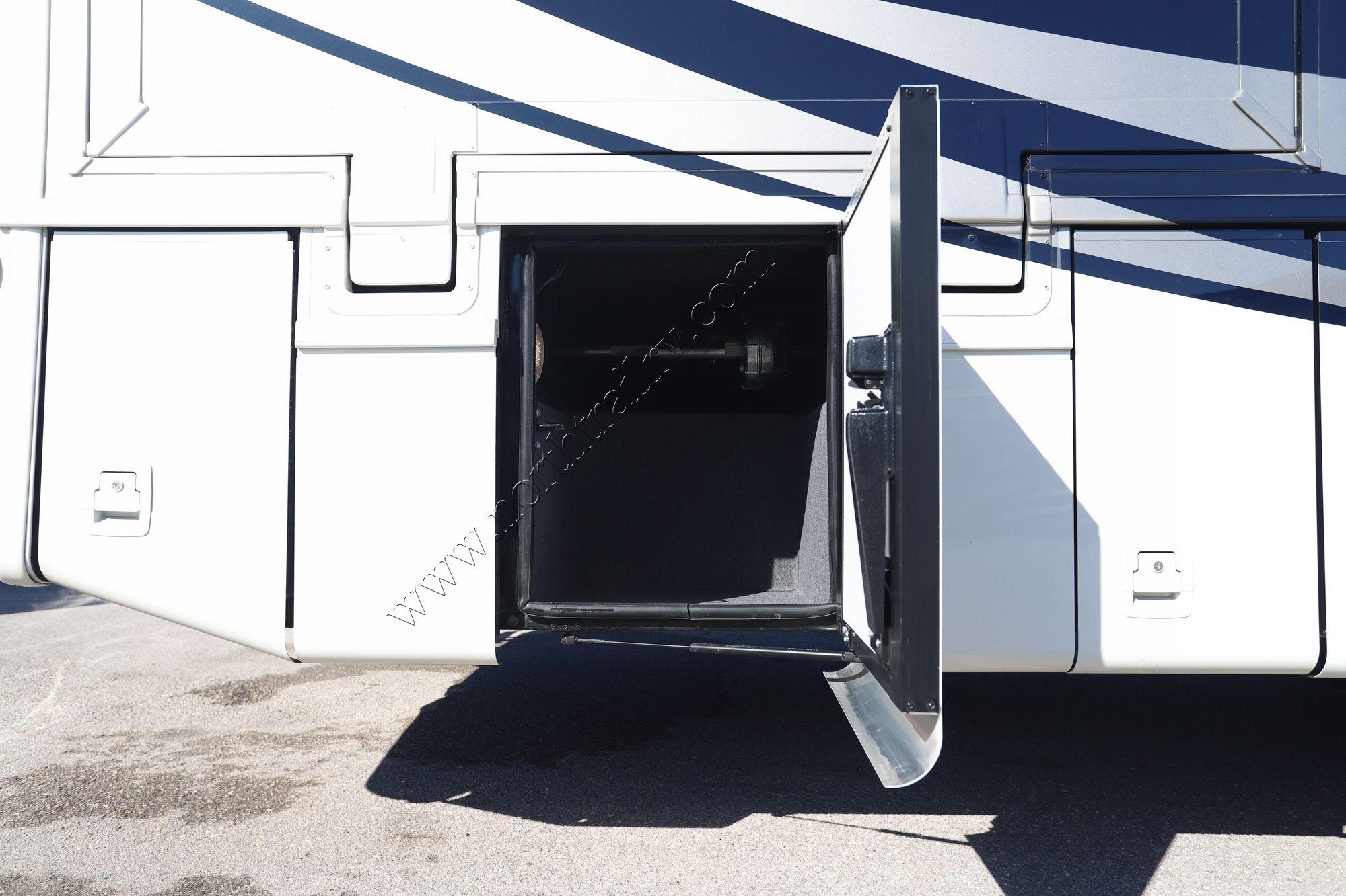 New 2023 Newmar Bay Star 3811 Class A  For Sale