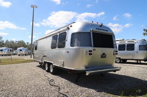 2023 Airstream Flying Cloud 27FB