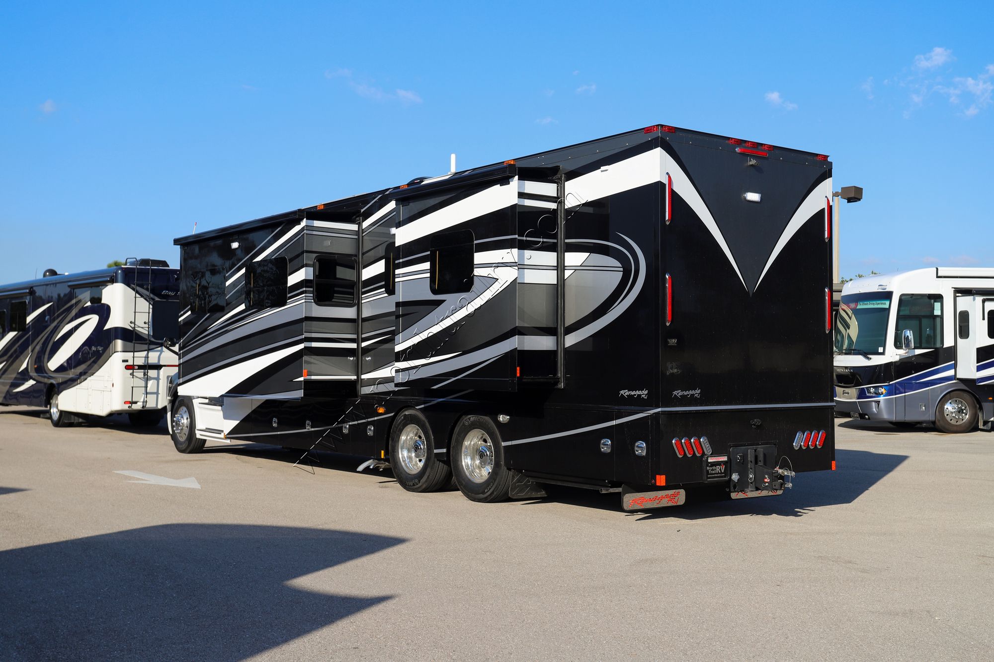 New 2023 Renegade Rv Classic 41CRB Super C  For Sale