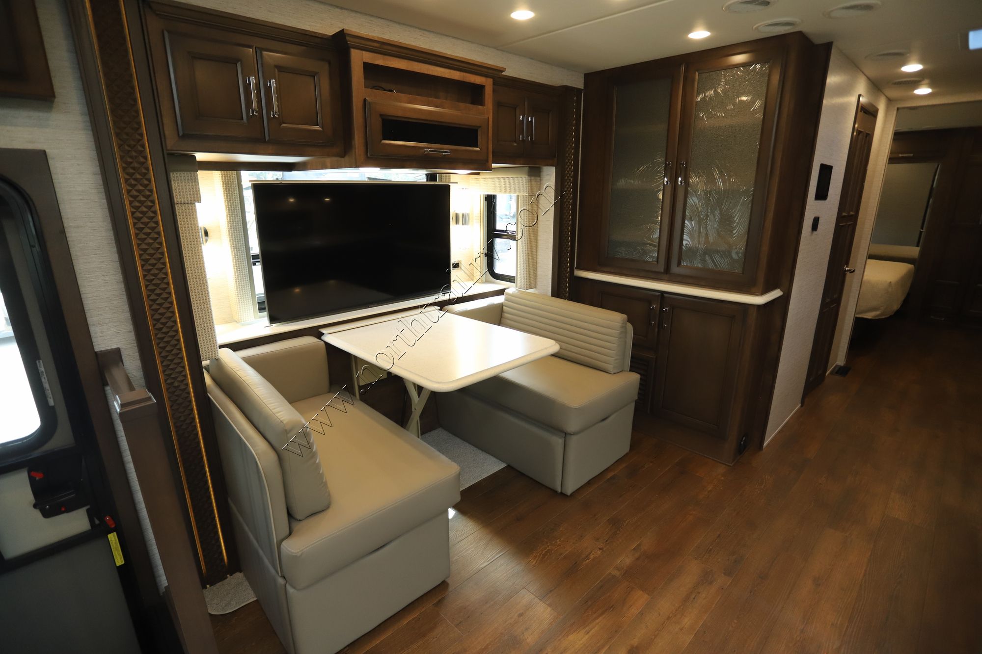 New 2023 Newmar Bay Star 3408 Class A  For Sale