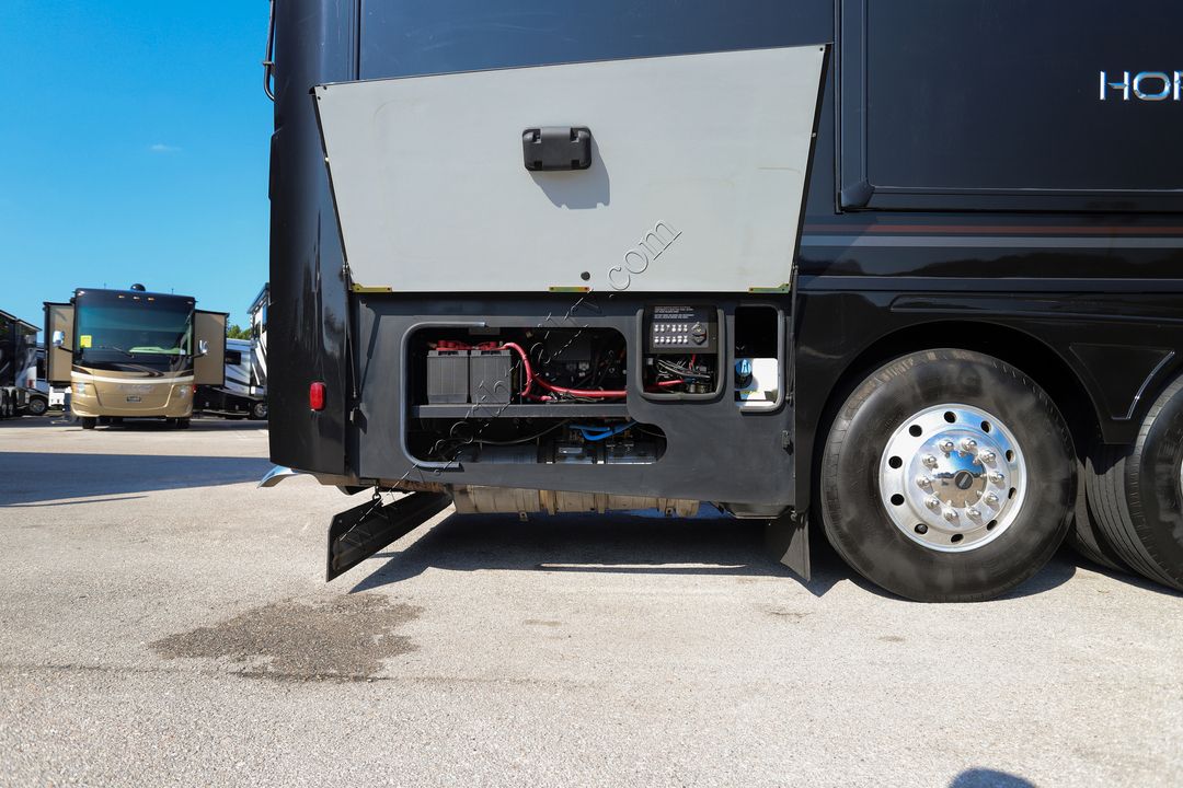 2020 Winnebago Horizon 42Q 19009 2020-winnebago-horizon-42q-19009