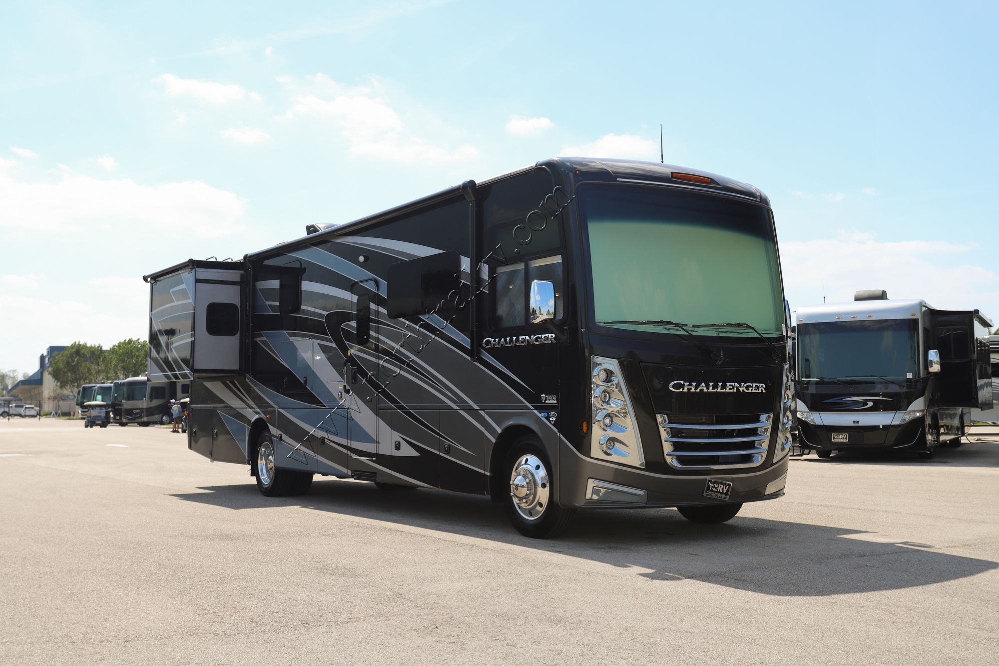 New 2023 Thor Challenger 36FA Class A  For Sale