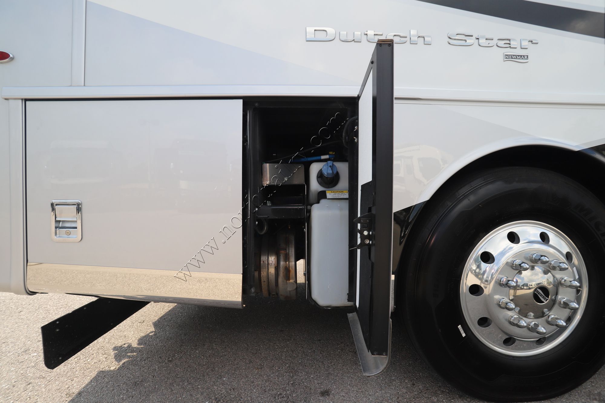 New 2023 Newmar Dutch Star 4325 Class A  For Sale