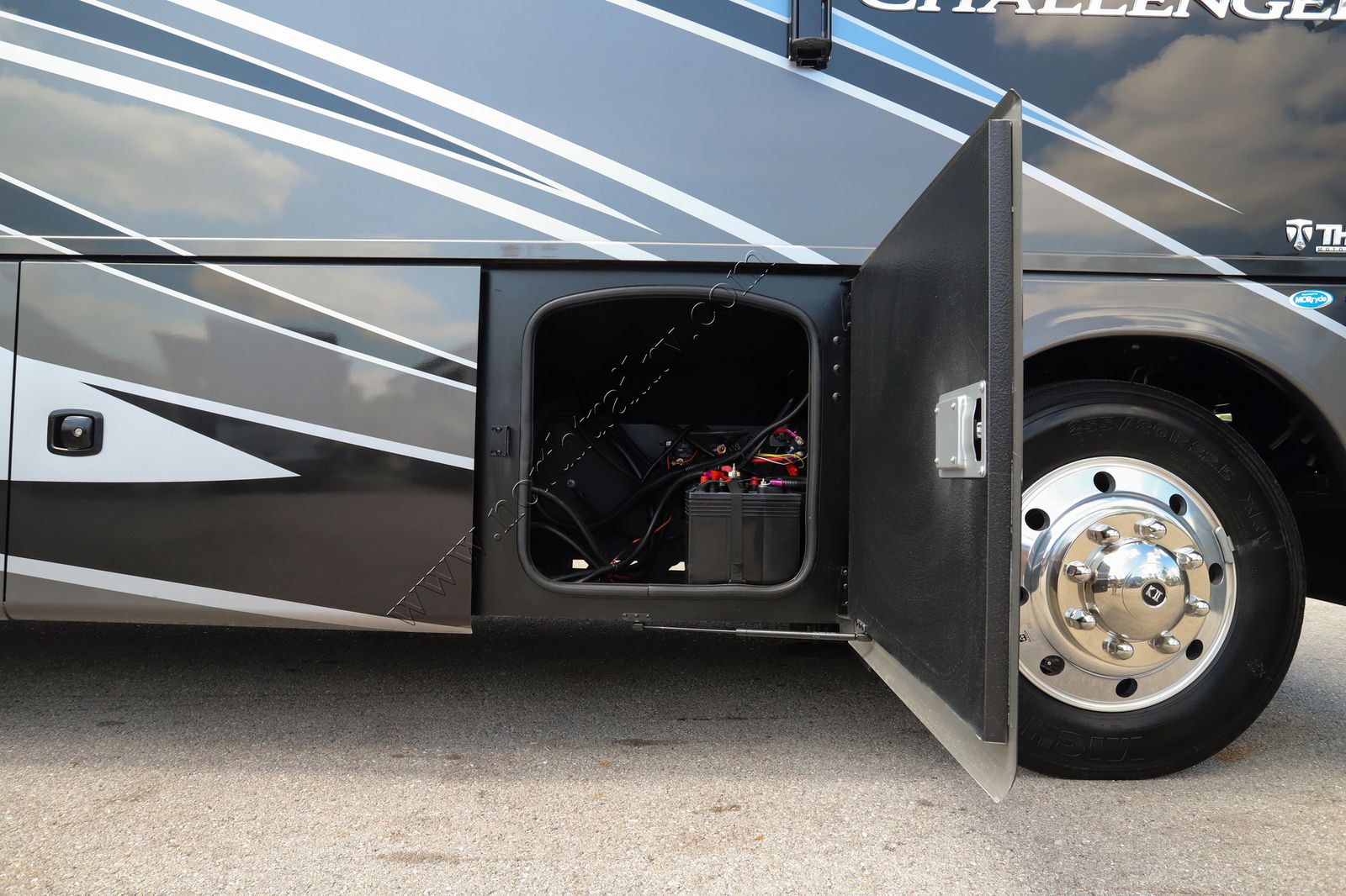 Thor Motor Coaches For Sale | North Trail RV Center