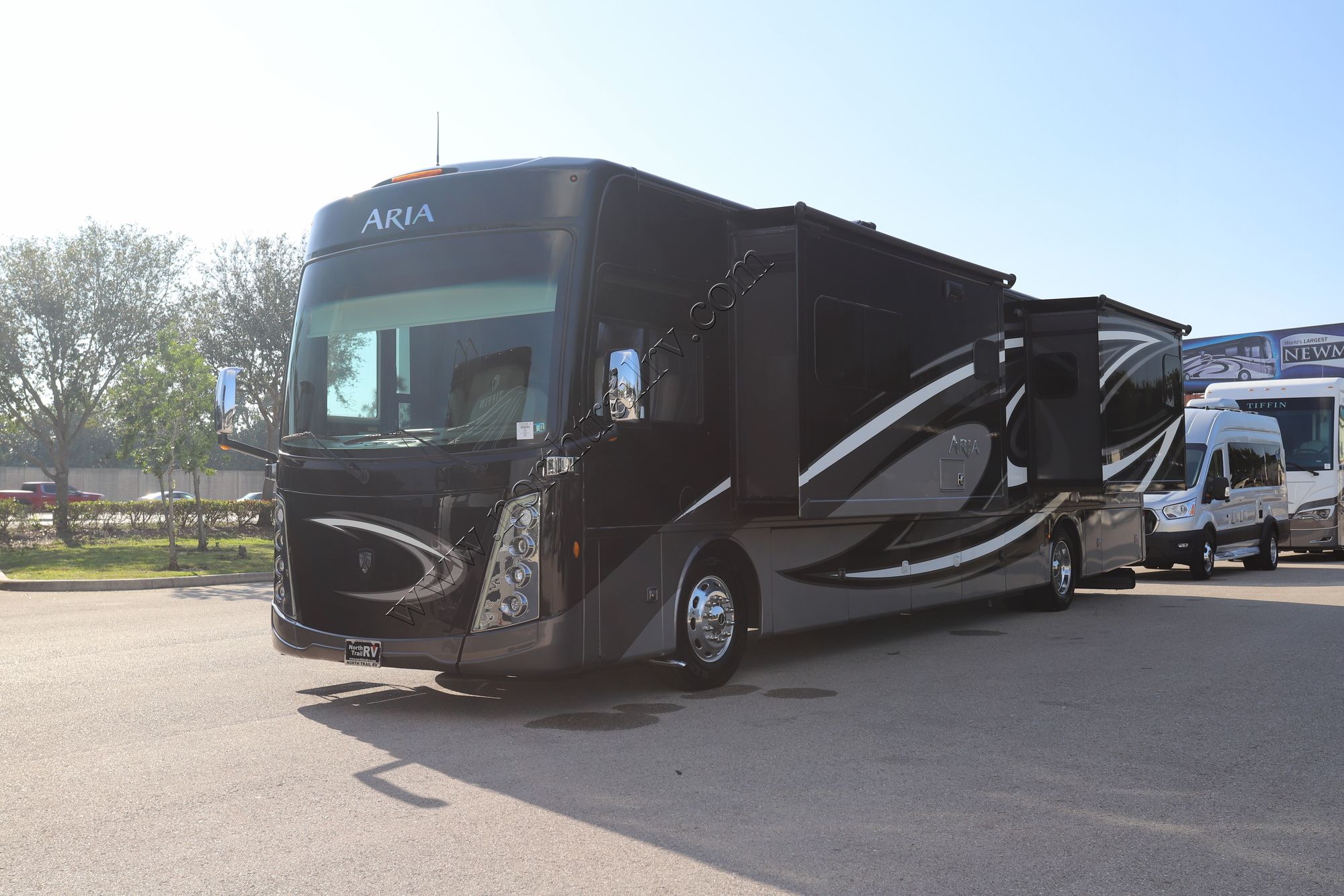 Used 2021 Thor Aria 4000 Class A  For Sale