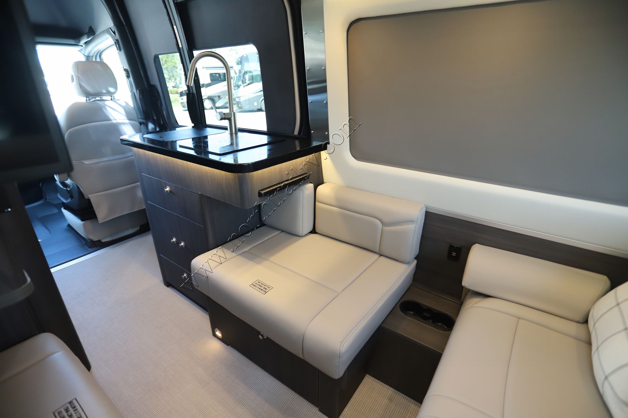 New 2023 Airstream Interstate 19-E Class B  For Sale