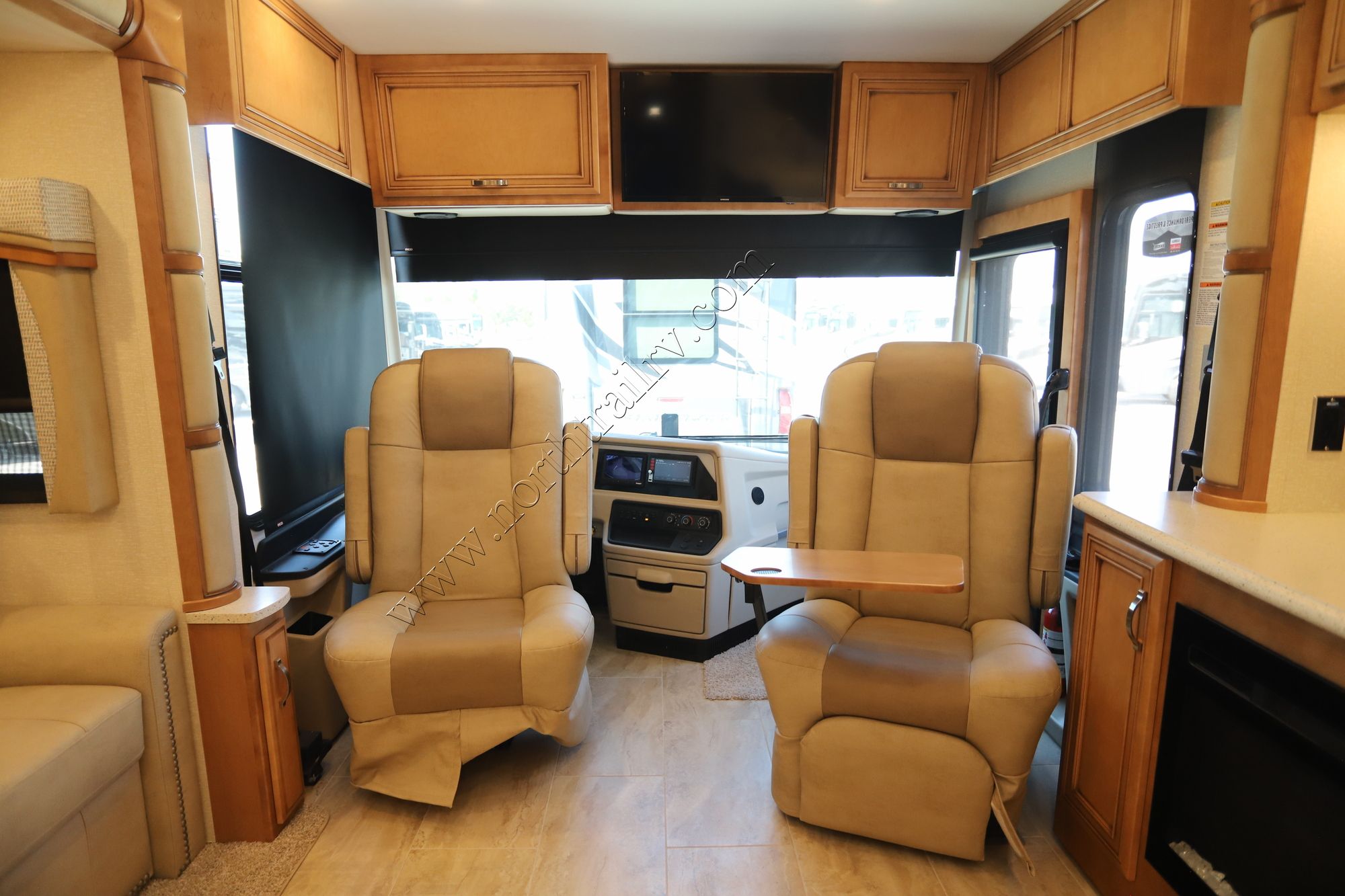 New 2023 Newmar Kountry Star 3709 Class A  For Sale