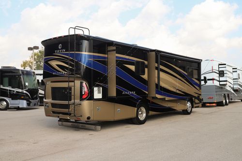 2018 Tiffin Motor Homes Allegro Red 33AA Class A