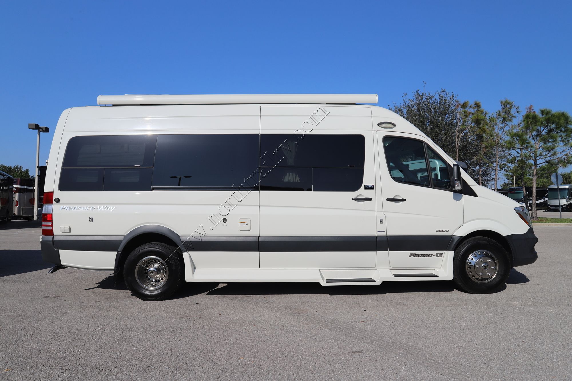 Used 2015 Pleasure-Way Plateau TS Class B  For Sale