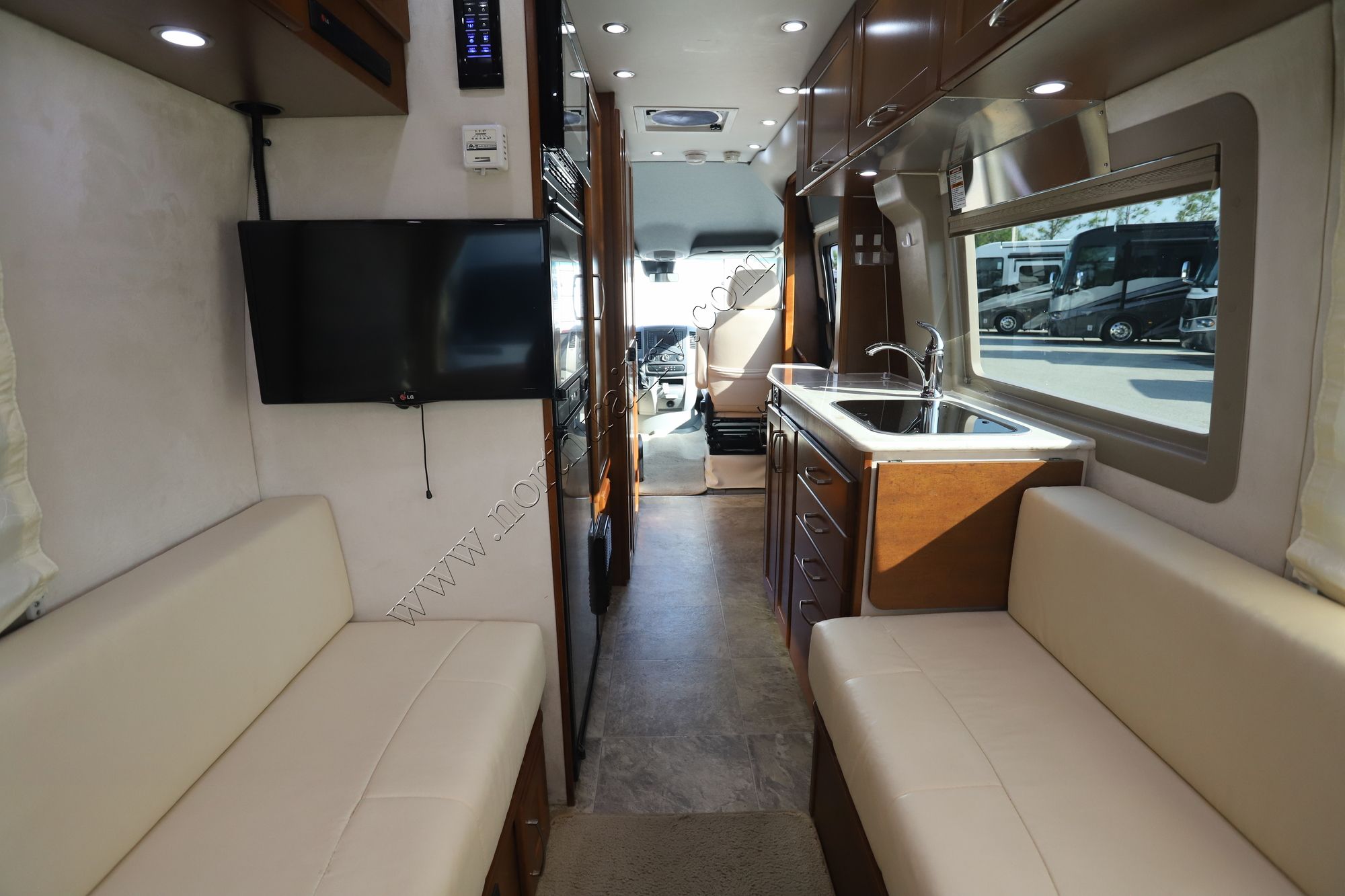 Used 2015 Pleasure-Way Plateau TS Class B  For Sale